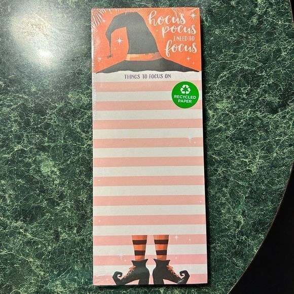 NWT Clementine Magnetic Note Pad “Hocus Pocus I Need To Focus” Orange Striped - Picture 2 of 6